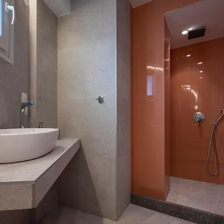 Vibe Center Family Flat 3 Салоники